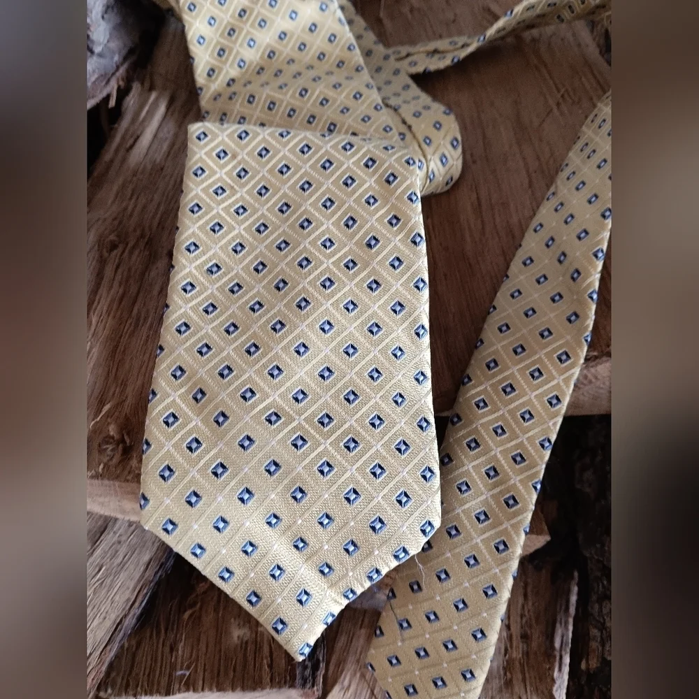 Vintage Nautica Tie